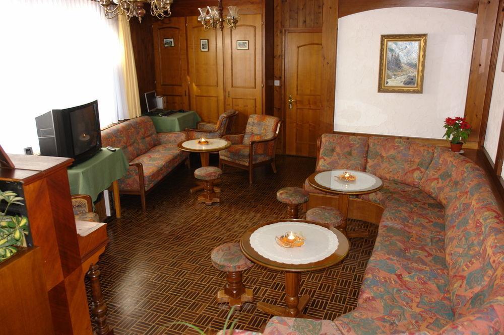 Hotel Rhodania Церматт Екстер'єр фото